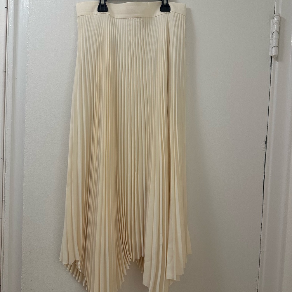 Tory Burch Cream Asymmetrical Pleated Skirt